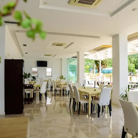 Hotell Orange Dhërmi