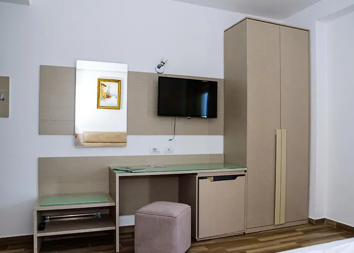 فندق Orange ديرمي