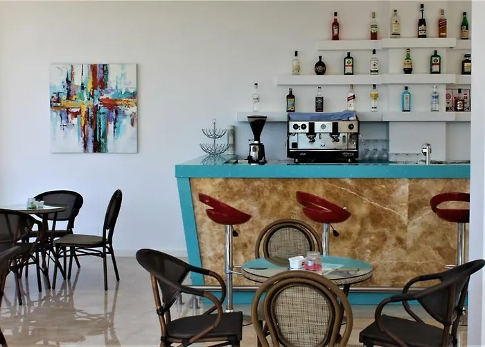 فندق Orange ديرمي